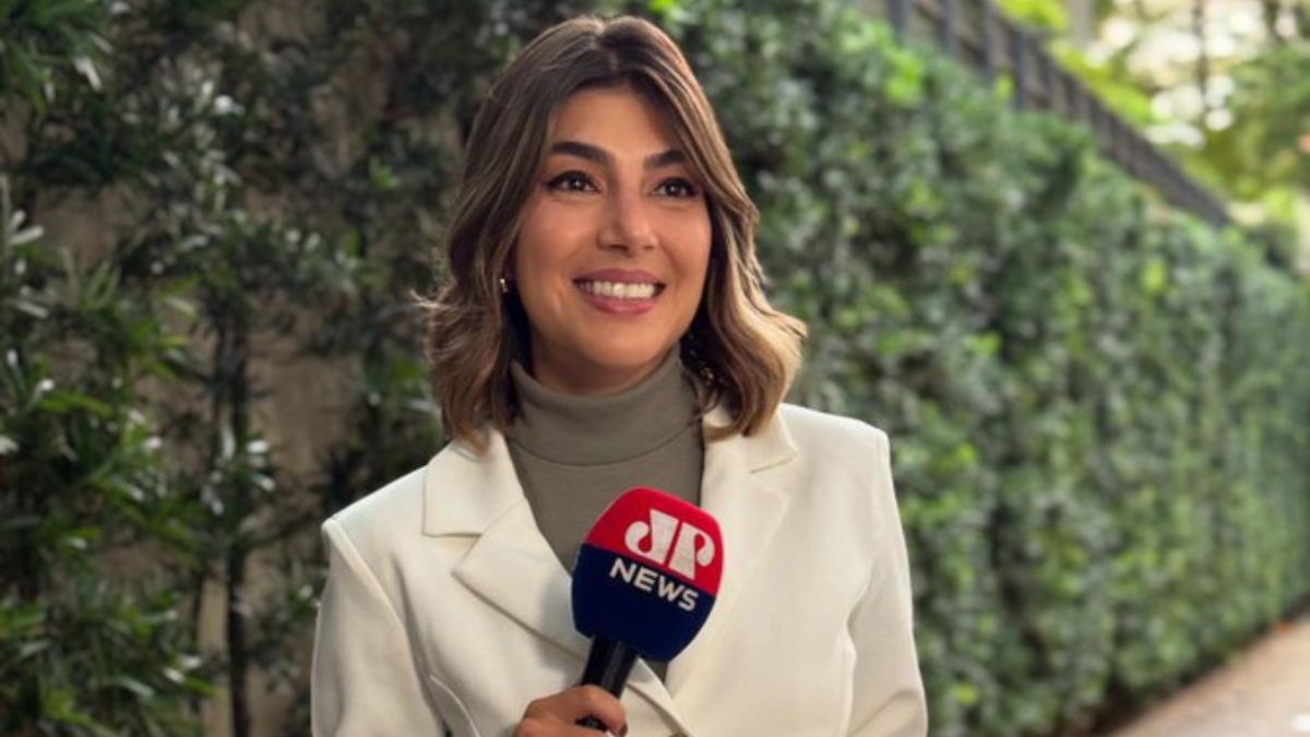 DANÚBIA BRAGA JOVEM PAN NEWS