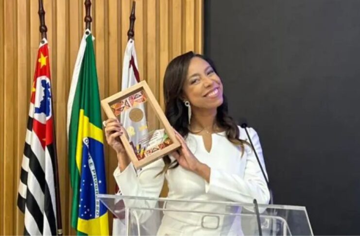 Edilene Lopes eleita +admirados jornalistas negros 2025